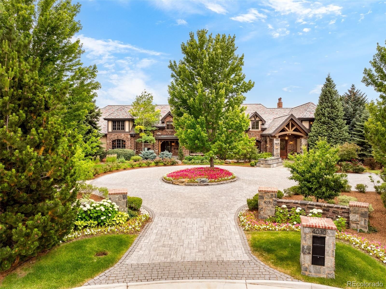 Property Photo:  4030 E Forbes Court  CO 80121 