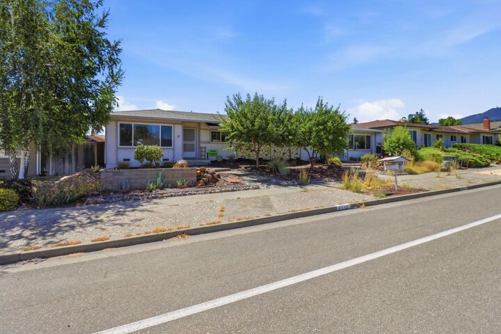 Property Photo: 6568-6570 Crown Boulevard CA 95120