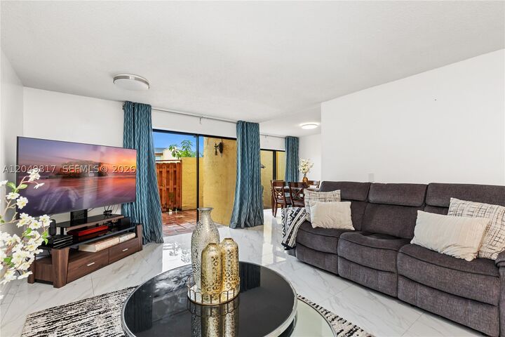 Property Photo: 1580 NW 93rd Ave 300 FL 33024