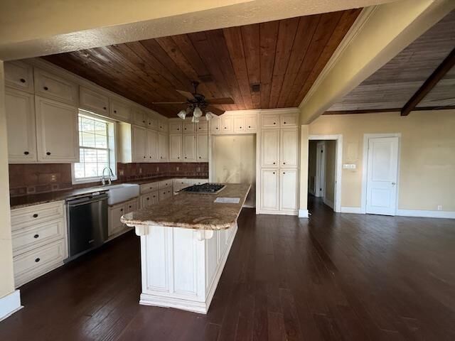 Property Photo: 33955 Hwy 365 TX 77629