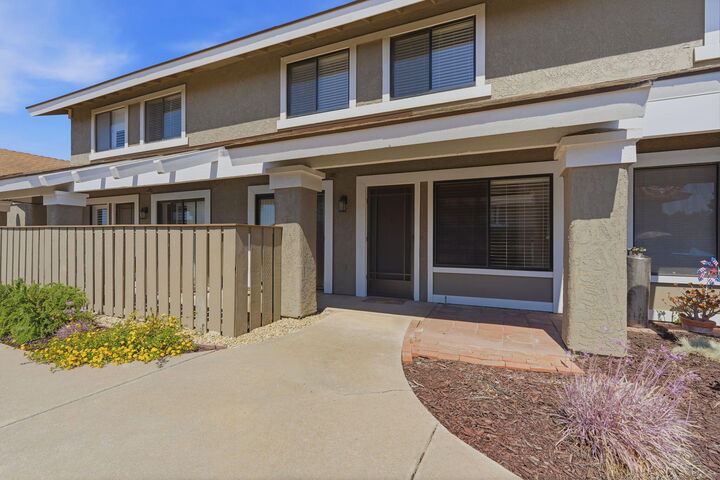 Property Photo: 1160 Sumner Place C CA 93455