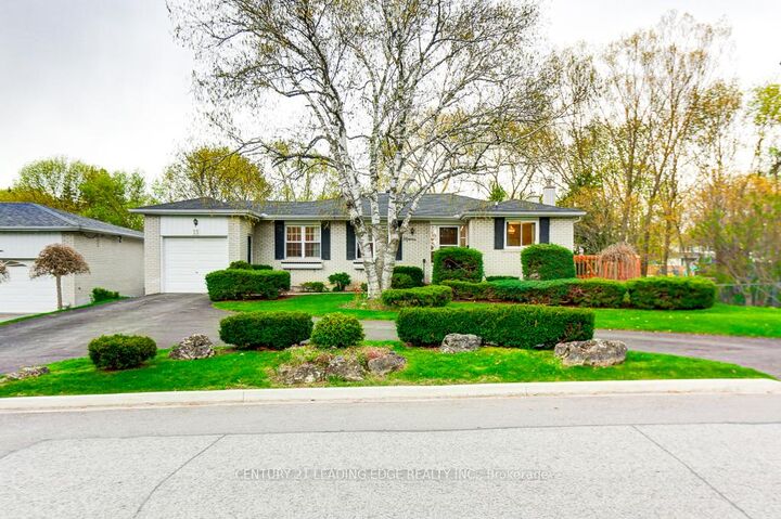 Property Photo: 15 Bakerdale Road ON L3P 1J3