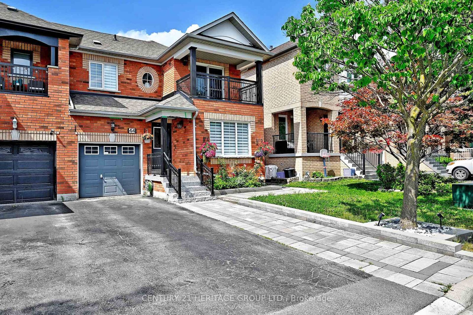 Property Photo: 44 Equator Crescent ON L6A 2Y9