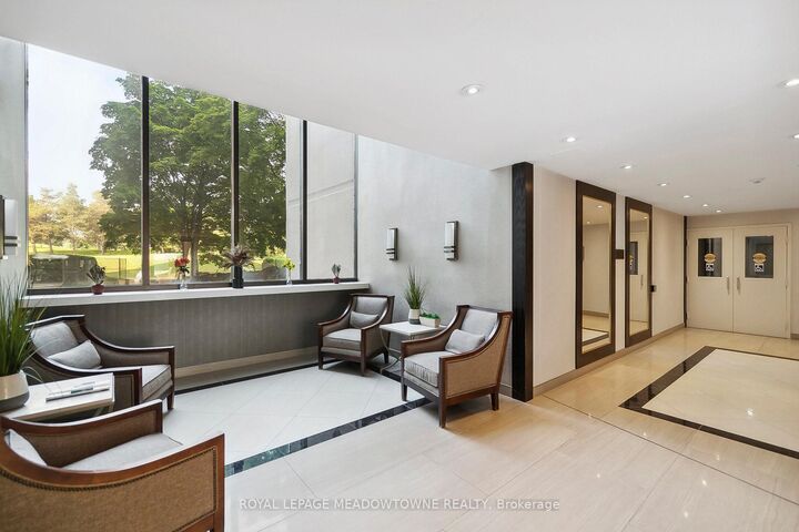 Property Photo: 6500 Montevideo Road 511 ON L5N 3T6