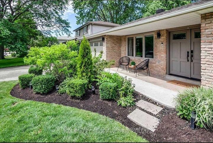 Property Photo: 2131 Sunnyvale Drive ON L6L 1W6