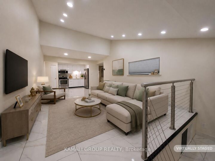 262 John Garland Boulevard — photo 1