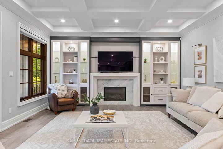 Property Photo: 1134 Welwyn Drive ON L5J 3J3