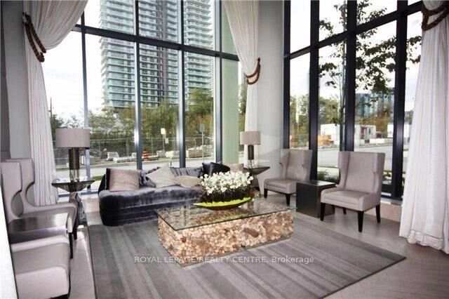 Property Photo: 59 Annie Craig Drive 3502 ON M8V 0C4
