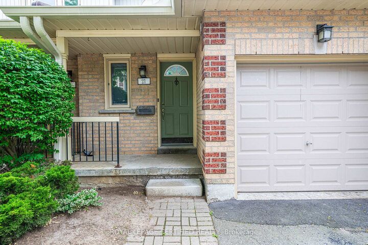 Photo de la propriété: 302 College Avenue W 21 ON N1G 4T6