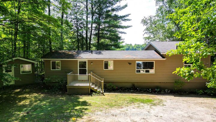 Property Photo: 342 Jennison Road ON K0L 1W0