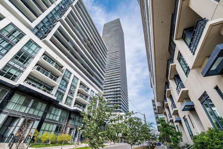 70 Annie Craig Drive 5102 — photo 1