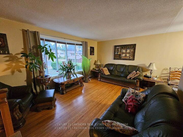 Property Photo: 197 King Street ON K7R 1B8
