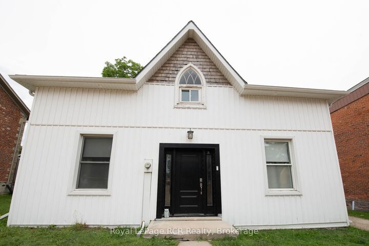 Property Photo:  21 Arthur Street West Street W A &Amp B &Amp C  ON N0G 1Z0 