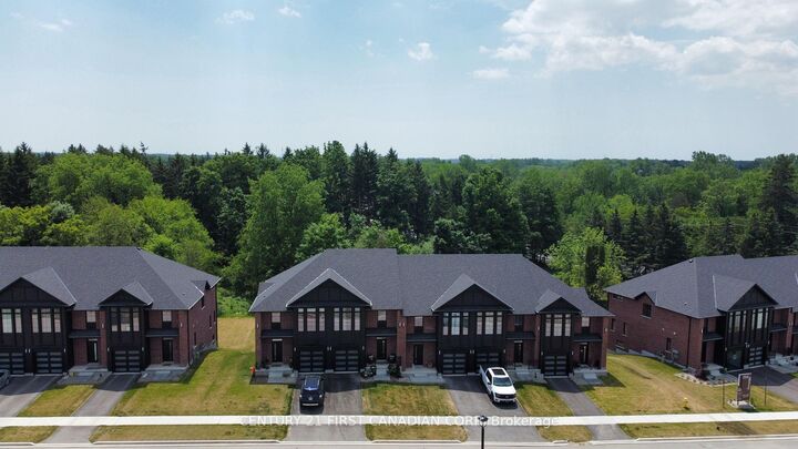 Property Photo: 6905 Heathwoods Avenue ON N6P 1H3