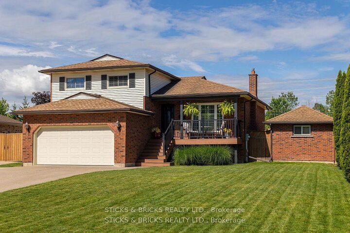 8238 Lexington Court — photo 1