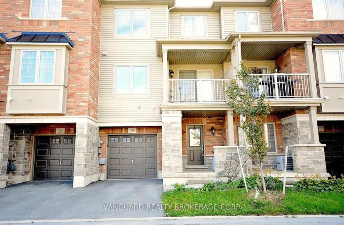 Property Photo: 515 Winston Road 19 ON L3M 0C8
