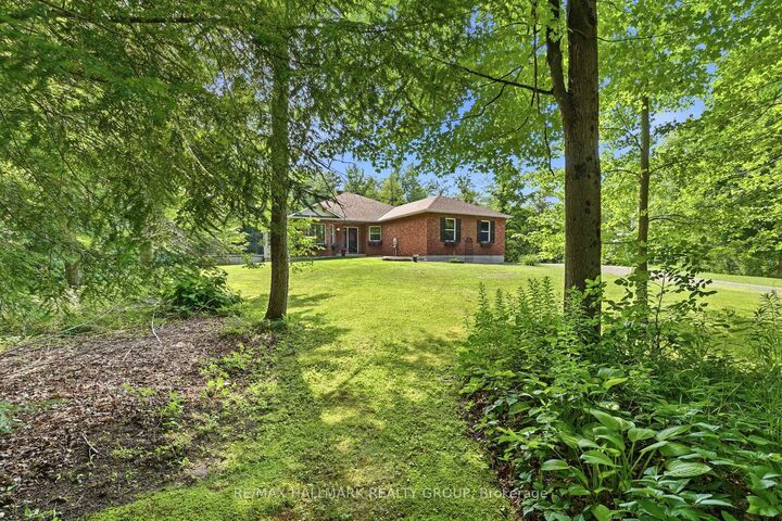 Property Photo: 18 Josteen Drive ON K0G 1J0