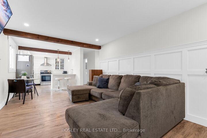 Property Photo: 32 Grandview Drive ON L2M 1A9