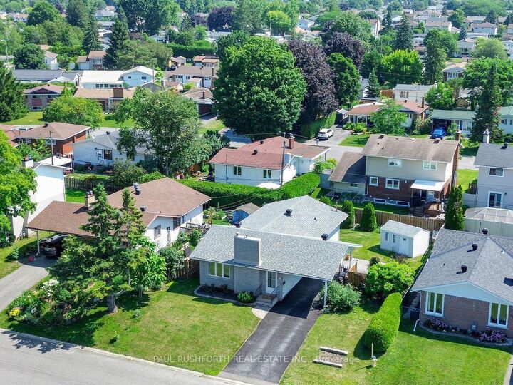 Property Photo:  1391 Jamison Avenue  ON K1E 1J6 