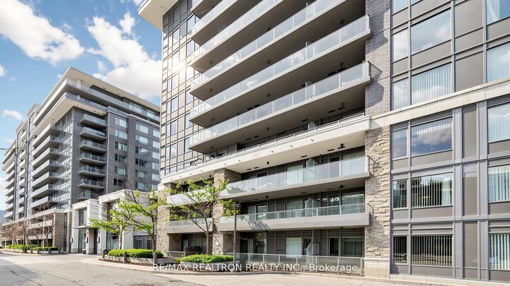 Property Photo: 277 South Park Road 203 ON L3T 0B7