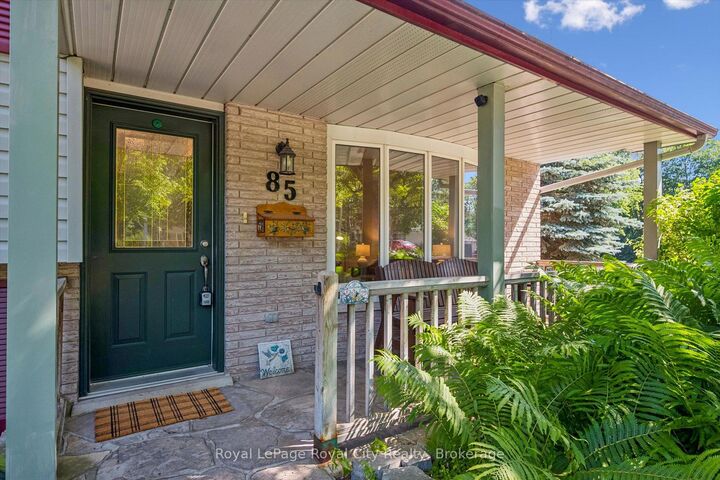 Property Photo:  85 Sleeman Avenue  ON N1H 6G5 