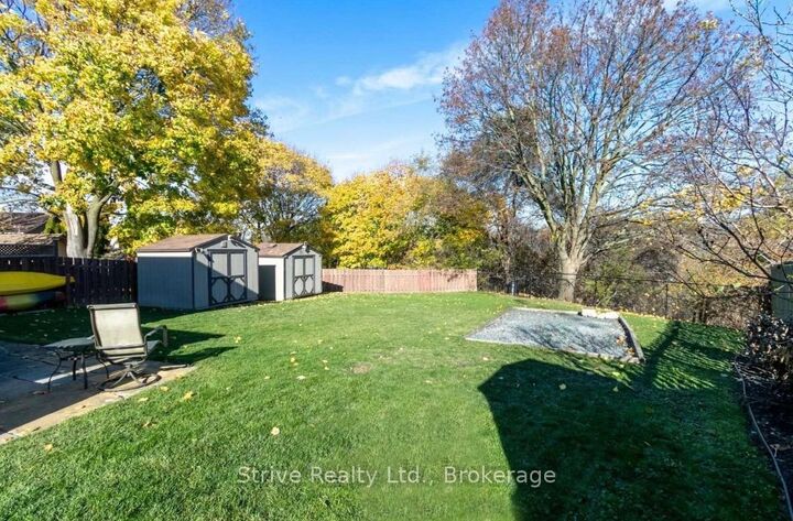 Property Photo: 447 Harcourt Boulevard ON L1H 6V8