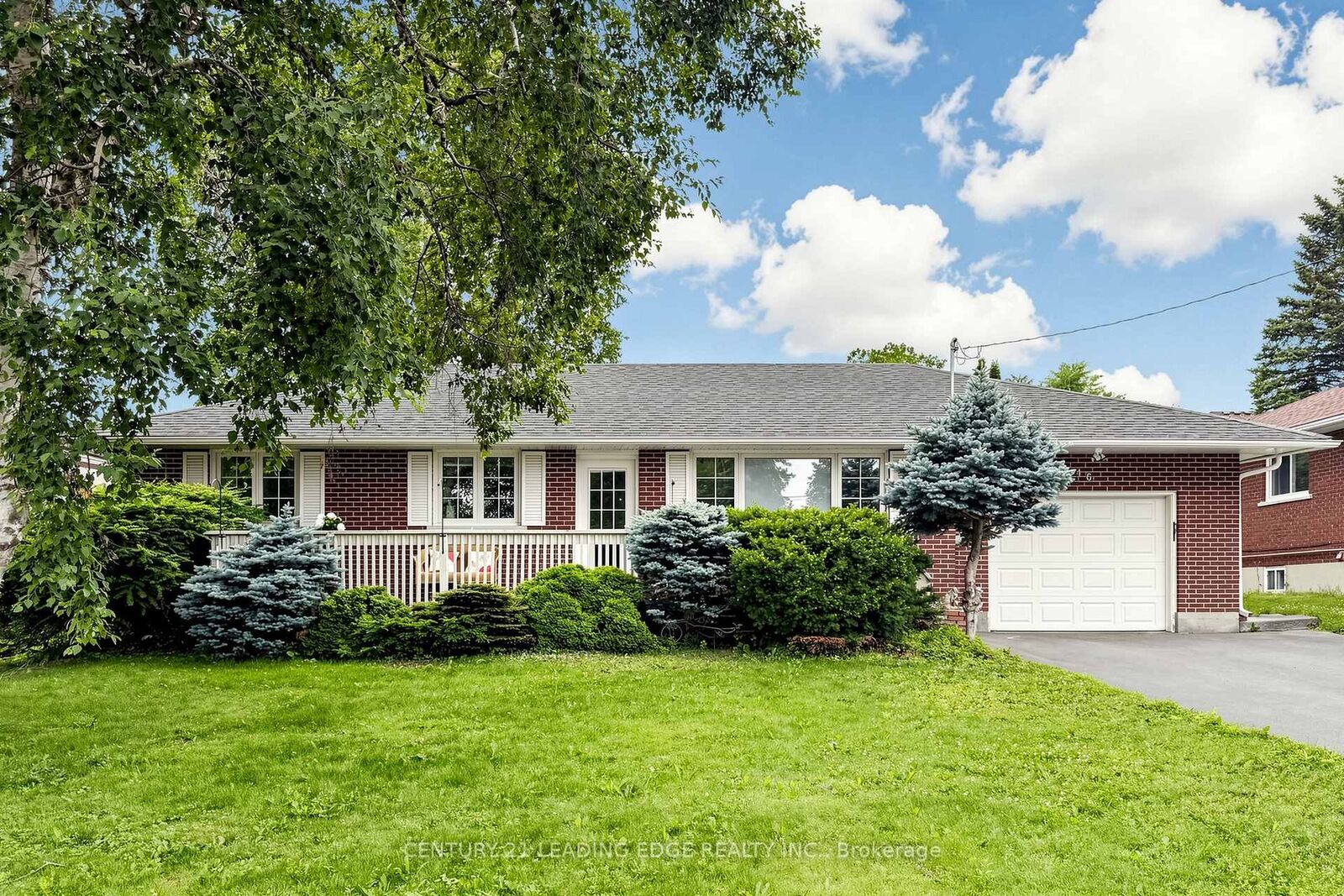 Property Photo: 46 Ash Street ON L9L 1E2