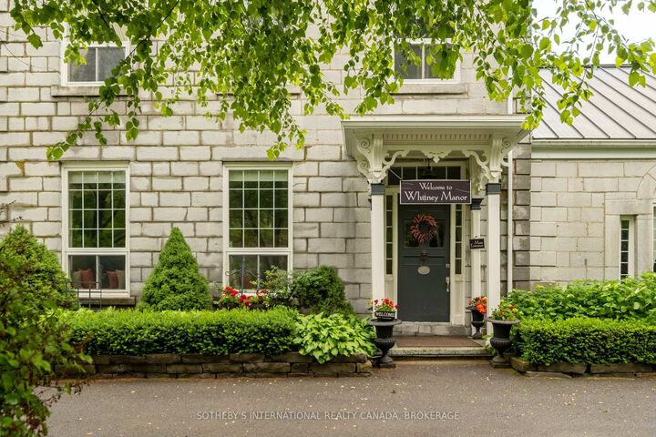 Property Photo: 8 Starr Place ON K7L 4V1