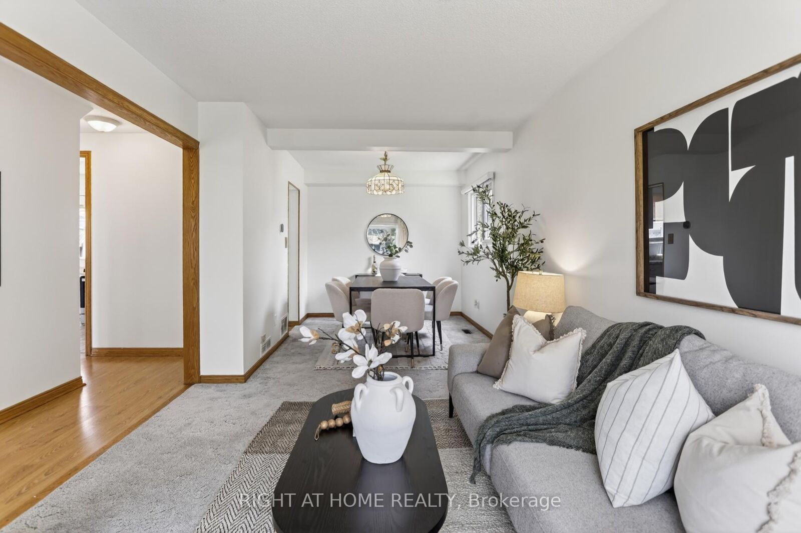 Property Photo: 117 Rands Road ON L1S 3H7