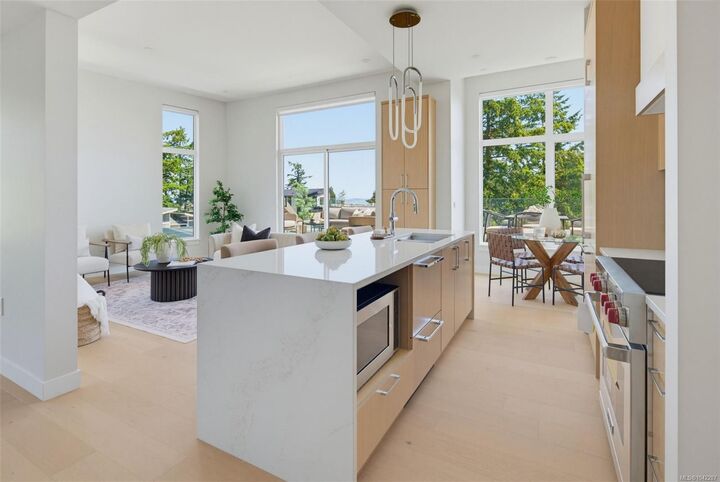 Property Photo: 5229 Cordova Bay Rd #Ph 404 BC V8Y 2L1