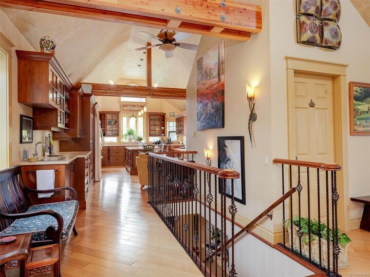 Property Photo: 745 Middleton St BC V9A 2E1