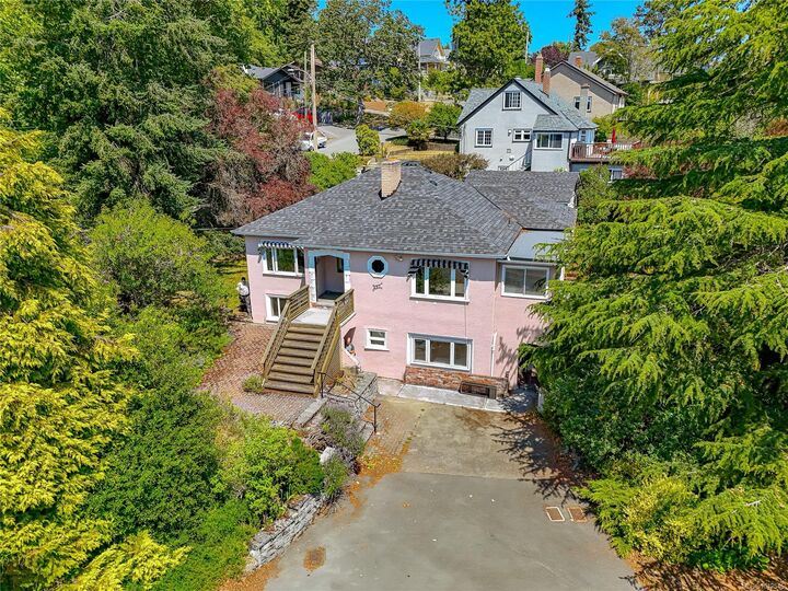430 Gorge Rd W — photo 1