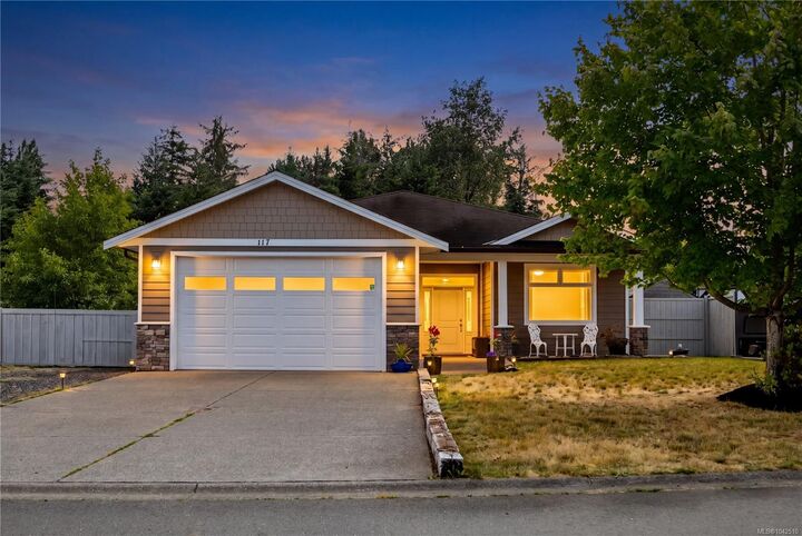 117 Strathcona Way — photo 1