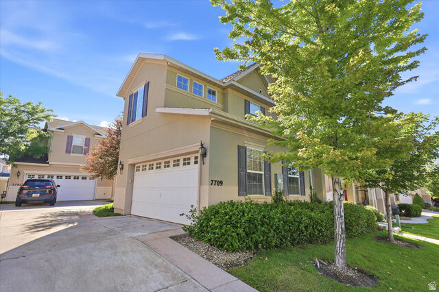 Property Photo: 7709 S Yellowood Ln W UT 84081