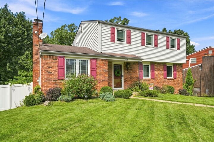 Property Photo:  1019 Harvard Road  PA 15146 