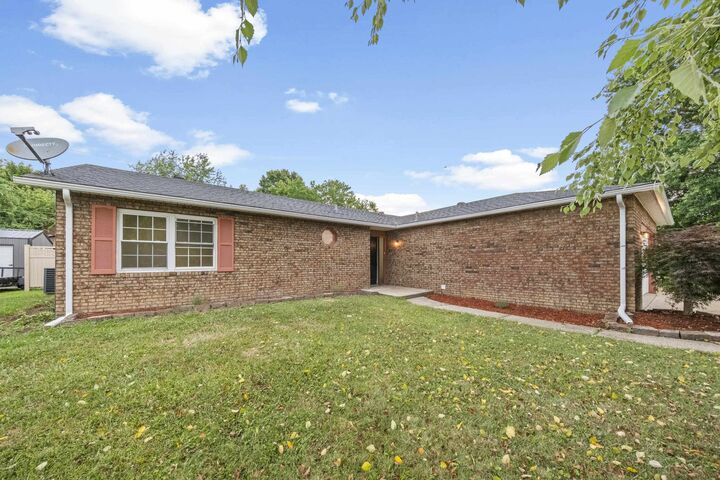 Property Photo: 1641 Gainesway Drive KY 41183