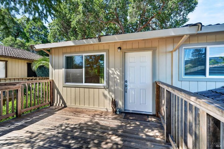 Property Photo: 517 N Jefferson Street CA 95425