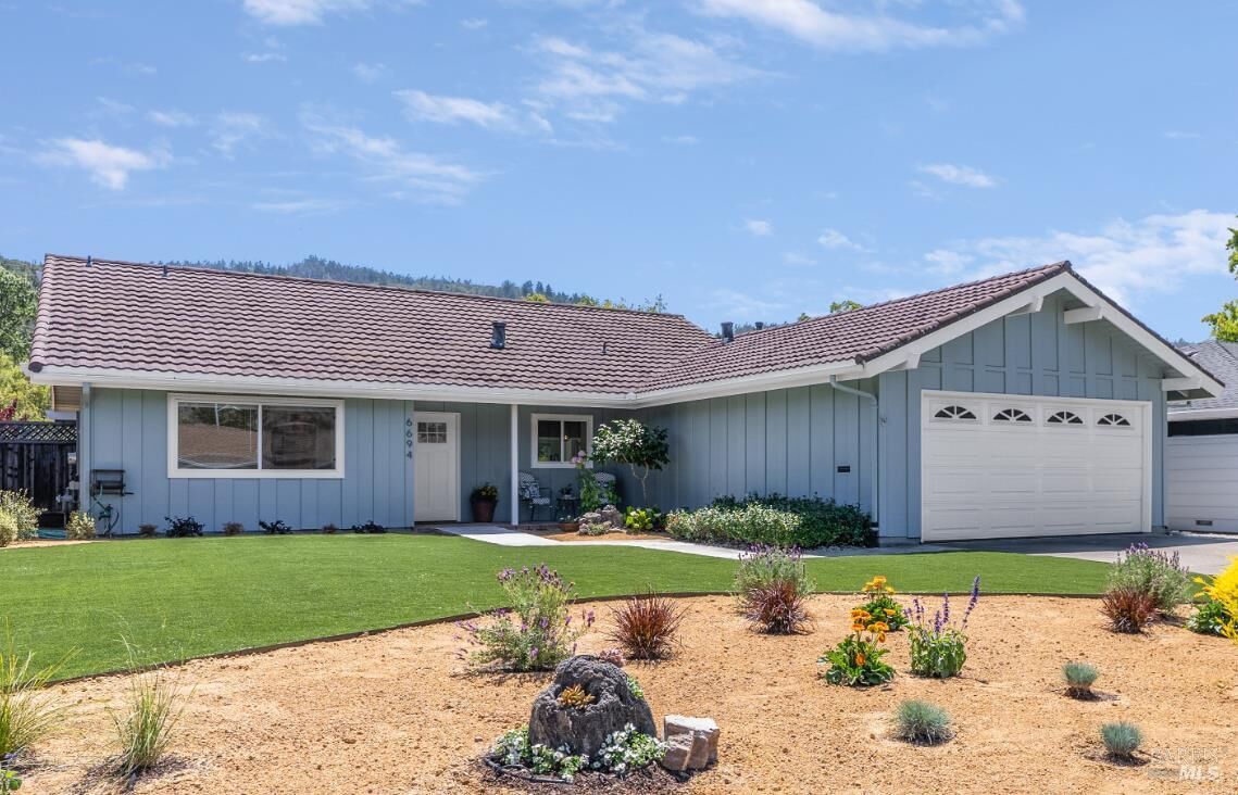 Property Photo:  6694 Oakmont Drive  CA 95409 