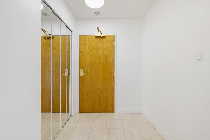 Property Photo: 9603 Manchester Drive 402 BC V3N 4Y7