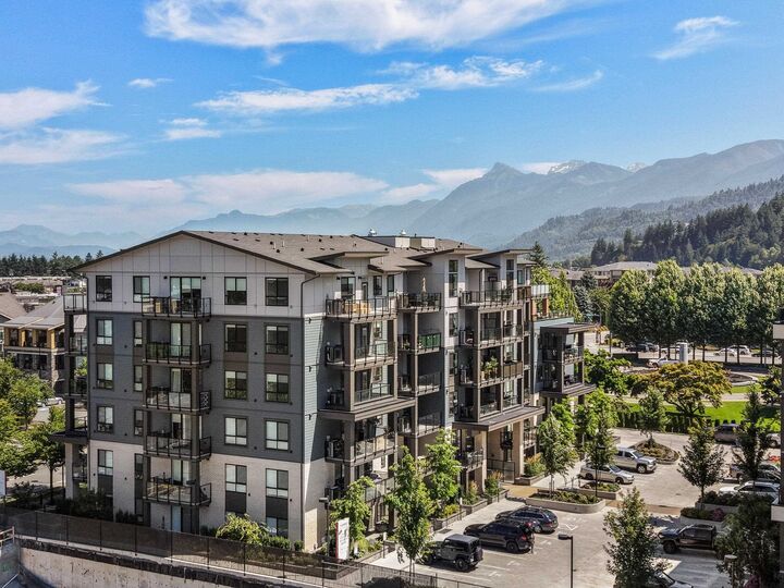 45497 Campus Drive 401 — photo 1