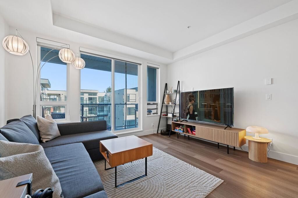 Property Photo: 10778 138 Street 615 BC V3T 0S5