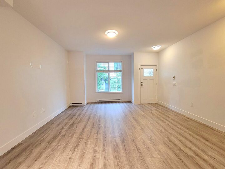 Property Photo: 9718 161A Street 40 BC V4N 6S7