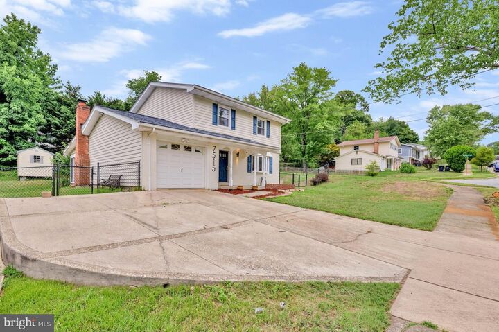 Property Photo:  7515 Lenham Drive  MD 20744 