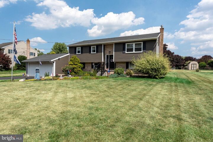 Property Photo: 949 Brunnerville Road PA 17543