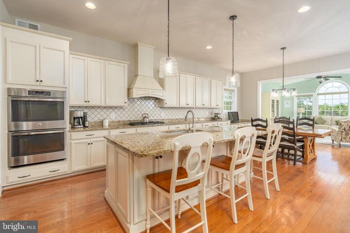 Property Photo: 39803 Charles Henry Place VA 20197