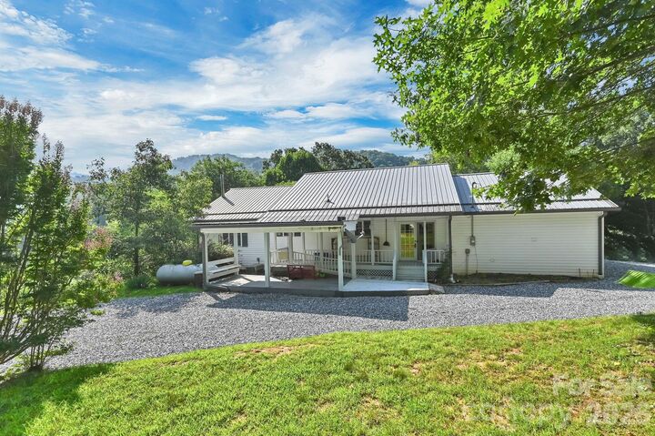 Property Photo:  553 Morgan Branch Road  NC 28753 