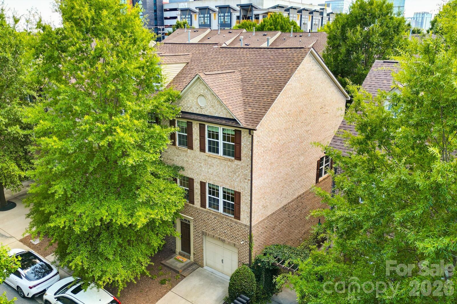 Property Photo: 225 Lincoln Street NC 28203