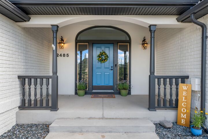 Property Photo:  2485 Tranquility Rd  WY 82009 