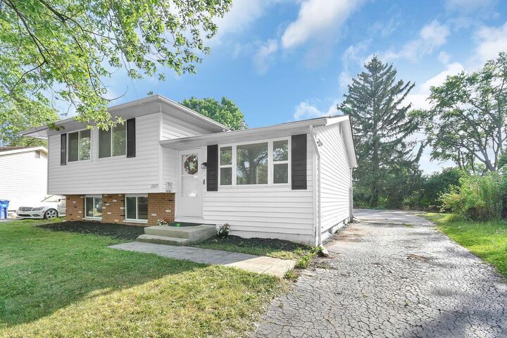 Property Photo:  2187 Balford W Square  OH 43232 