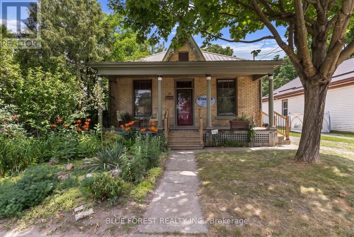 Property Photo:  550 Elizabeth Street  ON N5W 3S4 